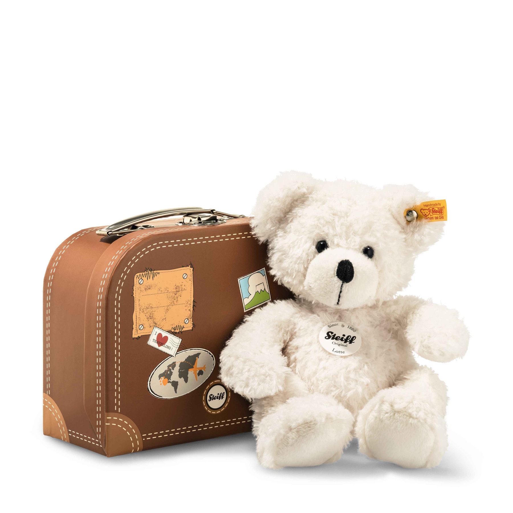 Lotte Teddy bear in suitcase