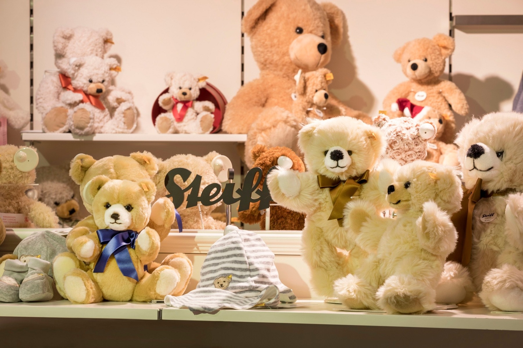 Steiff Shop Hamburg - Steiff.com